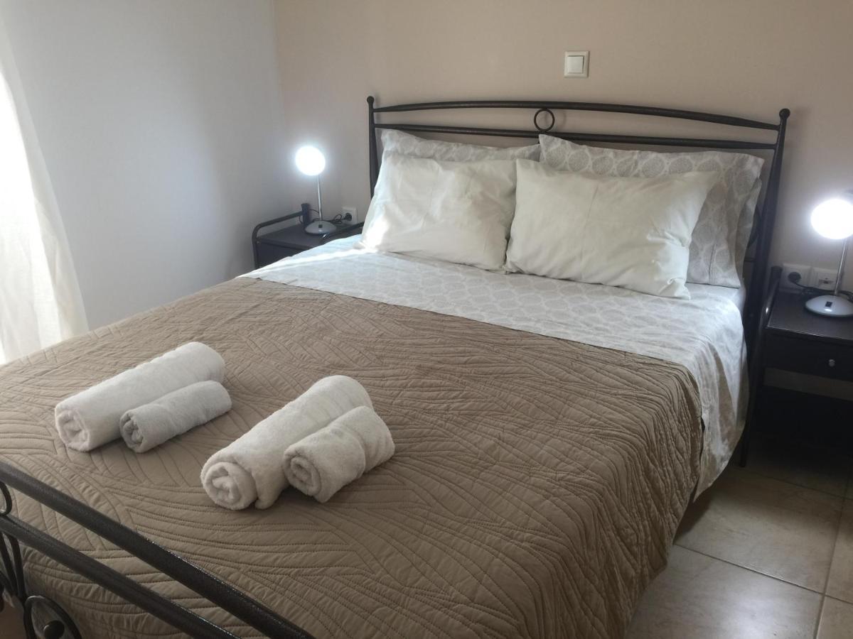 Open Concept 1 Bedroom Apartment Nafplio Eksteriør billede